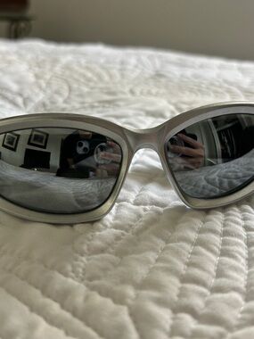 Silver Women's Sunglasses - Sleek Polarized Shades